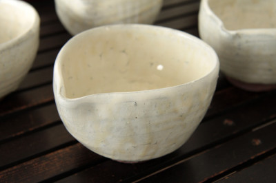 粉引片口 3,675円(税込)