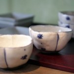 太田 良二　藍粉引輪花鉢　2,100円（税込）